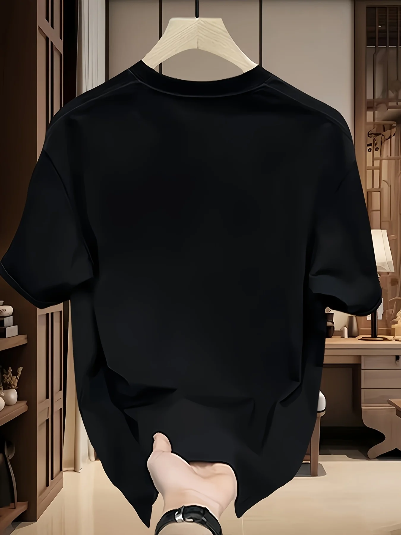 เสื้อยืดผ้าฝ้ายสีดําลําลองผู้ชายพิมพ์ลาย "HUSTLE" - แขนสั้น คอกลม ซักด้วยเครื่องซักผ้าได้ ทรงหลวม