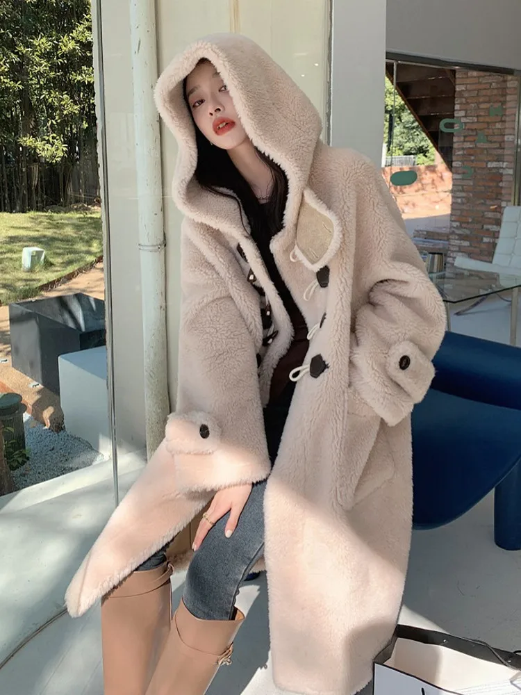 Winter Women Sheep Fur Overcoat Vintage Horn Button Loose Fit Long Real Wool Jacket Female Casual Hooded Oversize Wool Coats