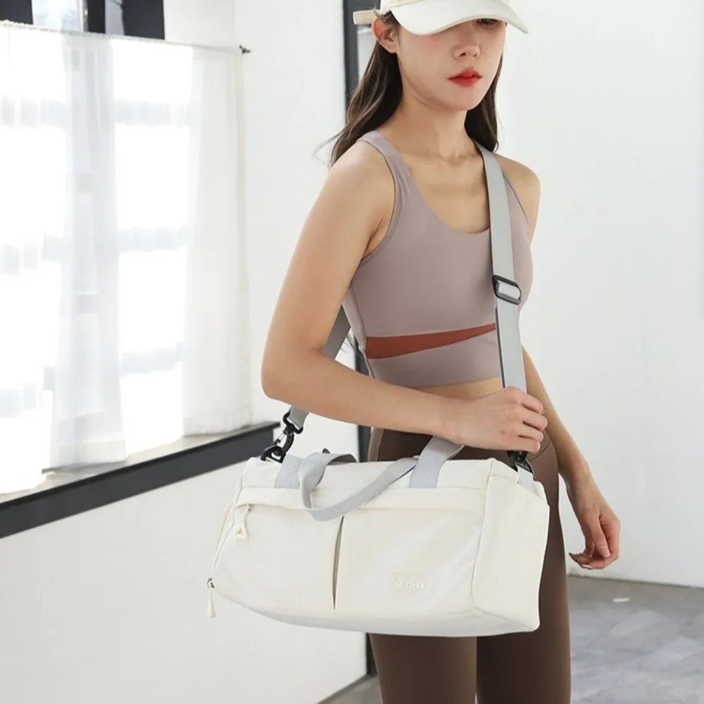 

Shoe Compartment Travel Duffel Bag Dry and Wet Separation Large Capacity Fitness Shoulder Bag Nylon Wear-resistant