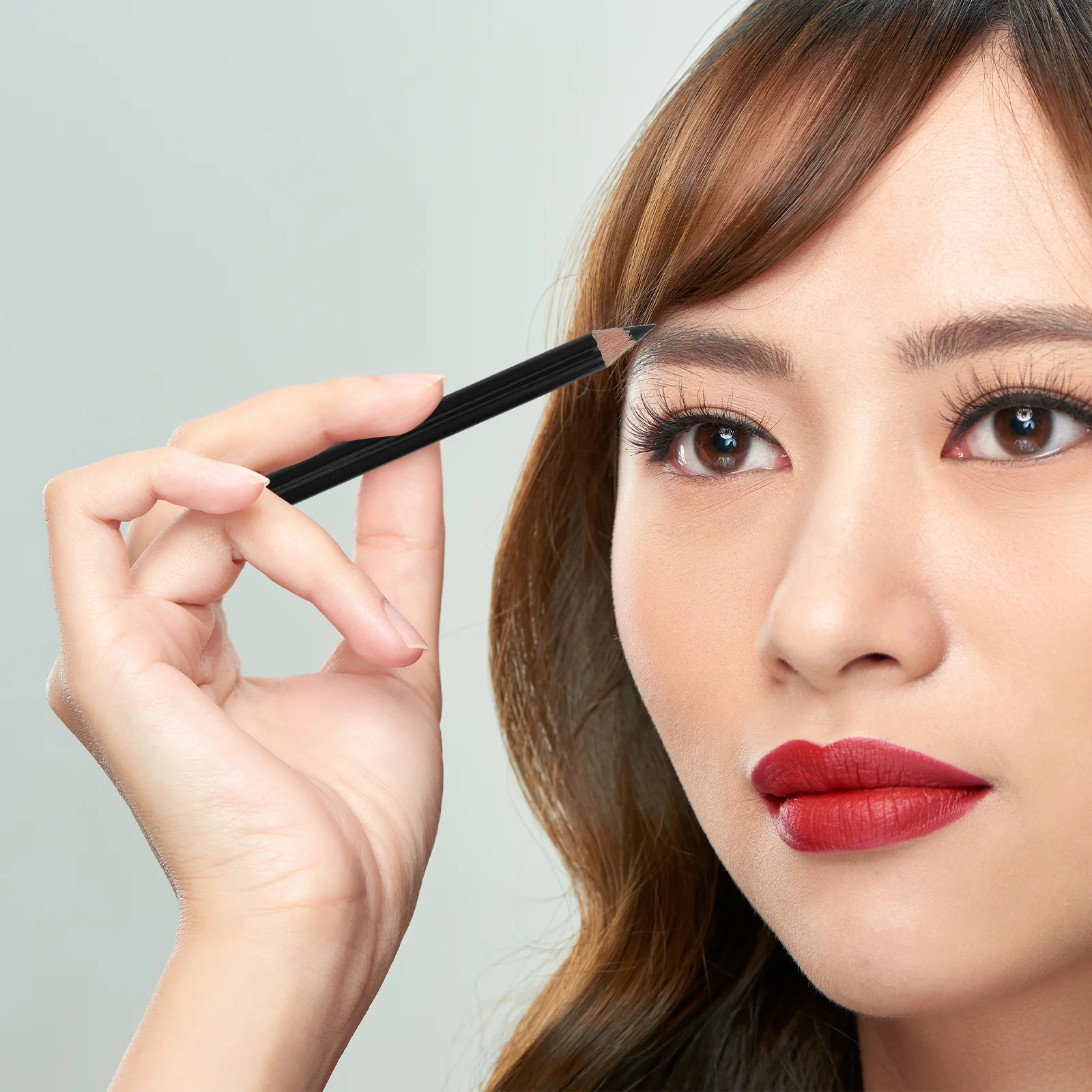 Crayon à sourcils marron doux, 4 pièces, imperméable, en bois, maquillage, façonnant les sourcils, ensemble de crayons, aspect naturel, résistant aux taches, remplissage des sourcils