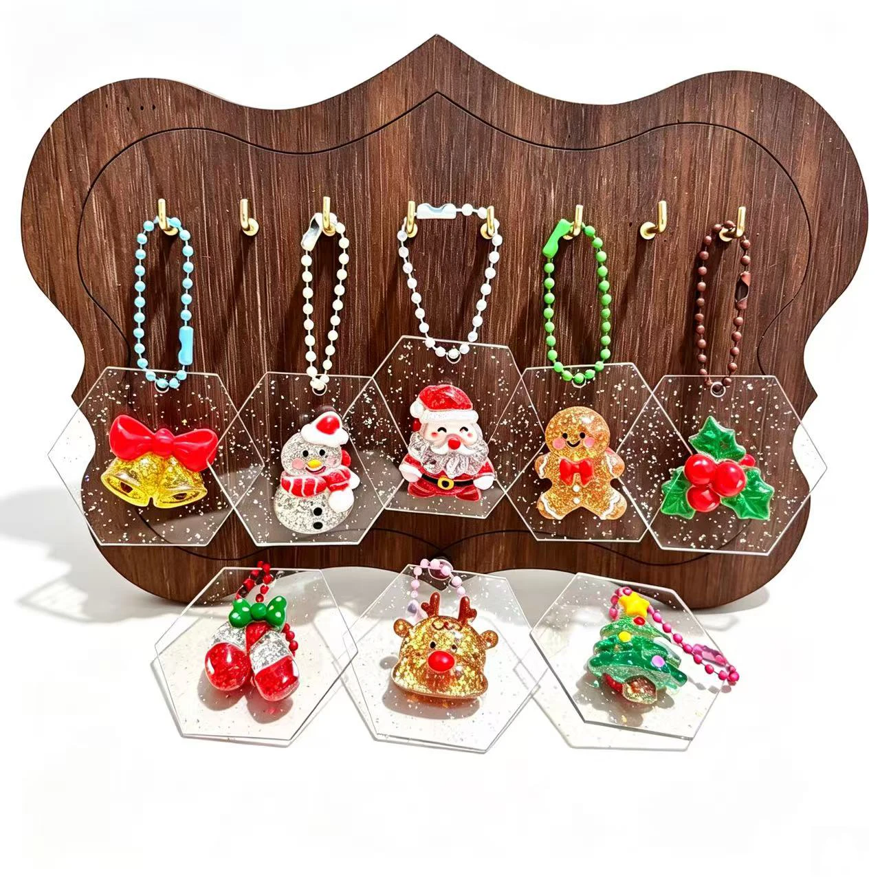 Christmas Glitter Resin Keychain Charm with Santa Snowman Gingerbread Bell Reindeer Tree Beaded Design for Backpack Bag Decor