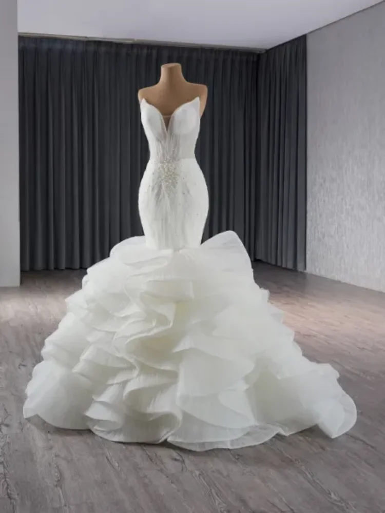 

2025 Women's Custom Wedding Dress Deep V-Strapless Design Pearl Sequins Fishtail Shaped Skirt With Layered Folds