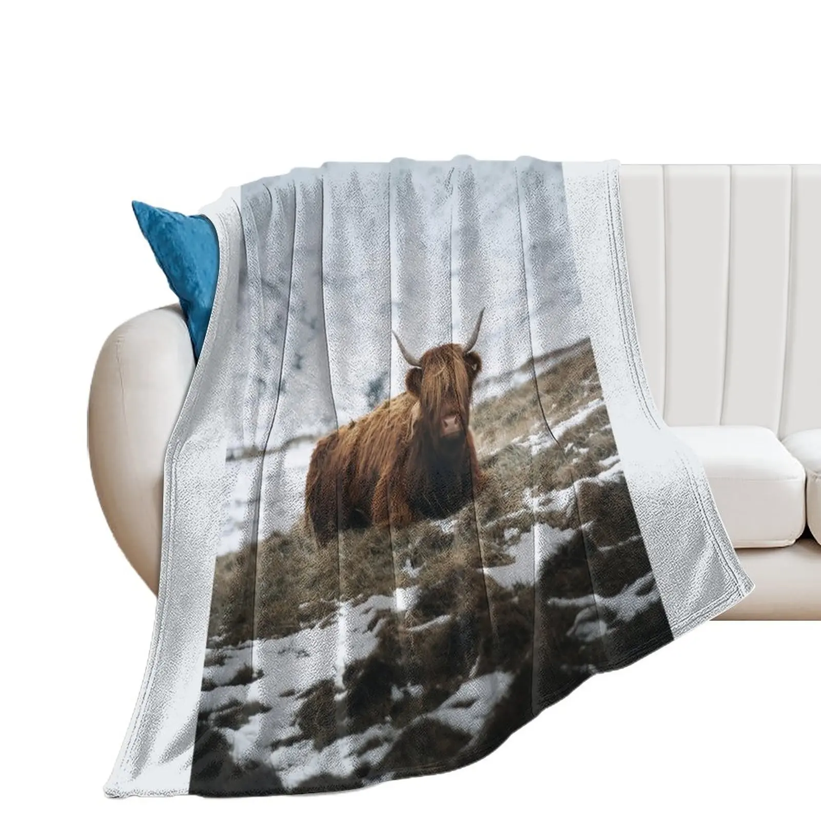 Highland Cow - Realistic Throw Blanket Polar Retros Summer Blankets