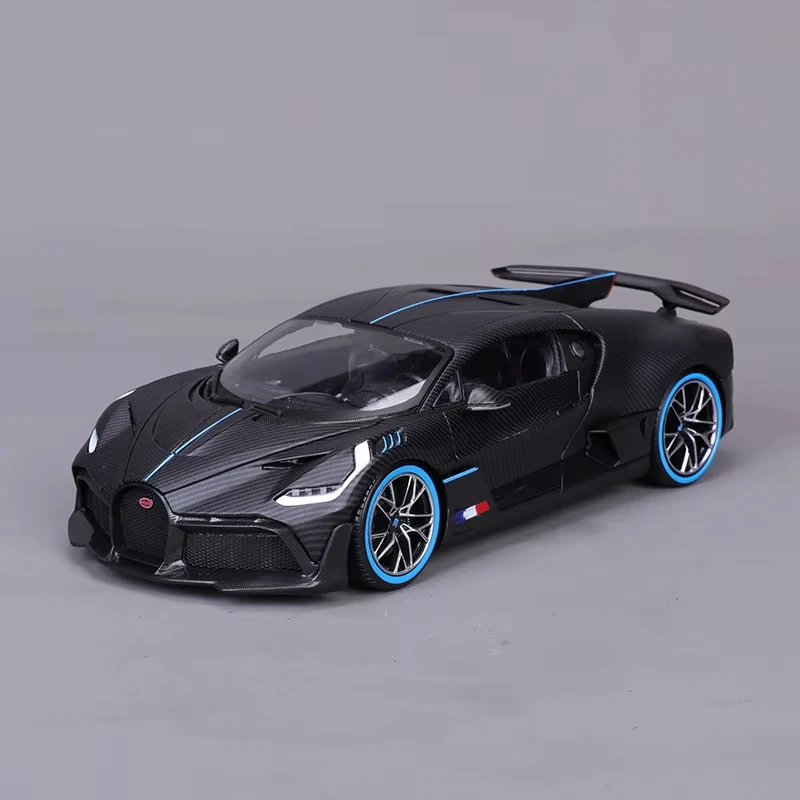 Bburago 1:18 Bugatti Divo 50th Anniversary Carbon Fiber Bugatti 50th Alloy Miniature Diecast Model Limited Edition Toy Gift