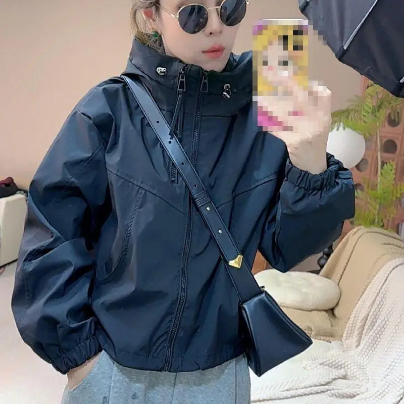 Women's Hooded Assault Jacket for In Spring Autumn New European Style Sports Leisure Jacket for Women Long Sleeved Jacket Tops