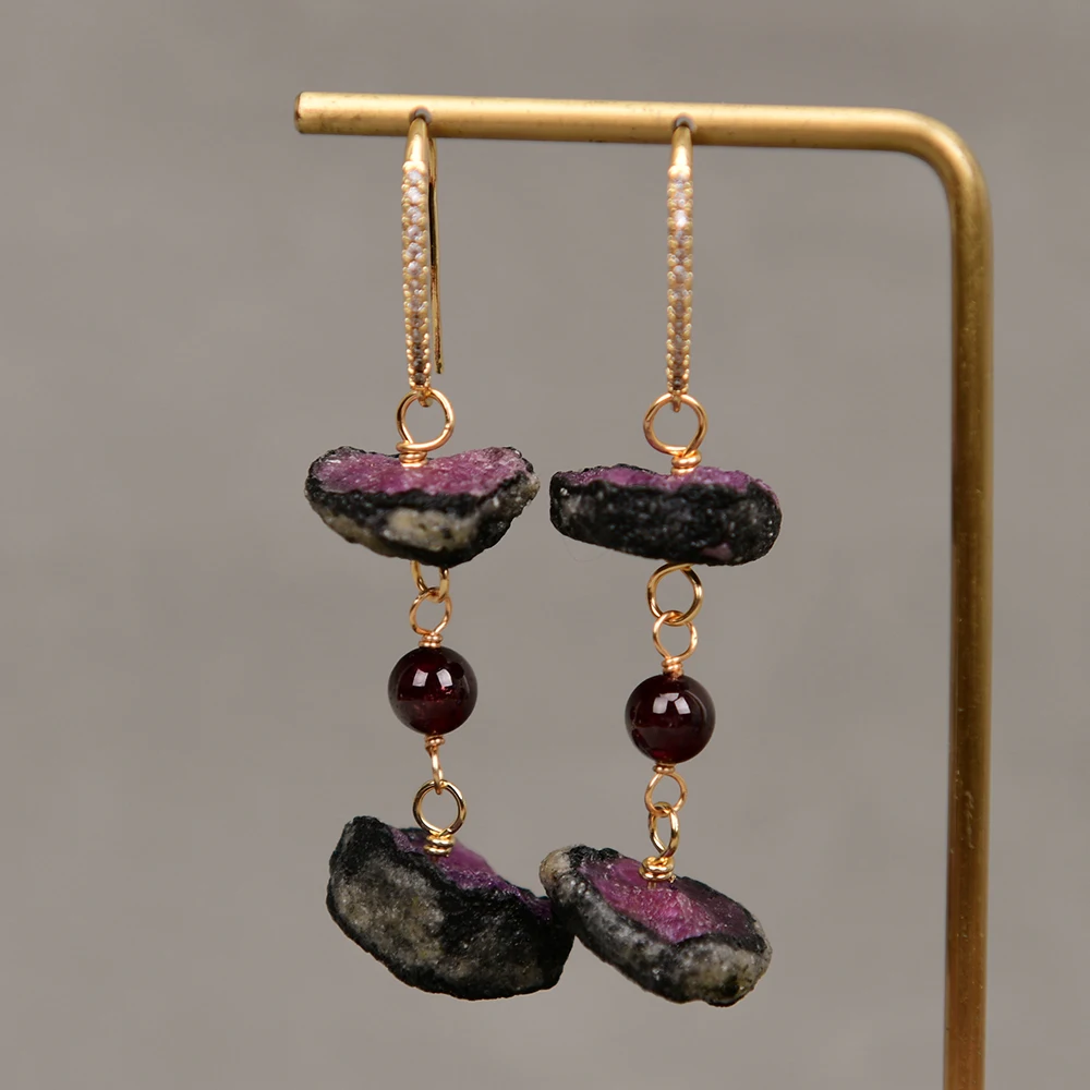 G-G Natural Mix Color Red Ruby Quartz Freedom Rough Nugget Round Garnet Drop Earrings CZ Hook Lady Gifts