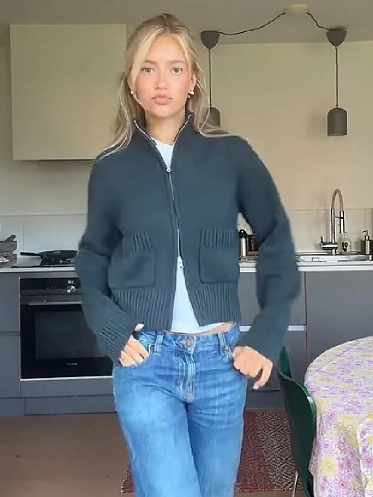 Einfacher Strick-Cardigan mit Stehkragen für Damen, Doppelreißverschluss, Taschen, gerippte Manschetten, schmale Jacke, lässiger Alltags-Streetwear-Pullover für Herbst und Winter. – Detail 6