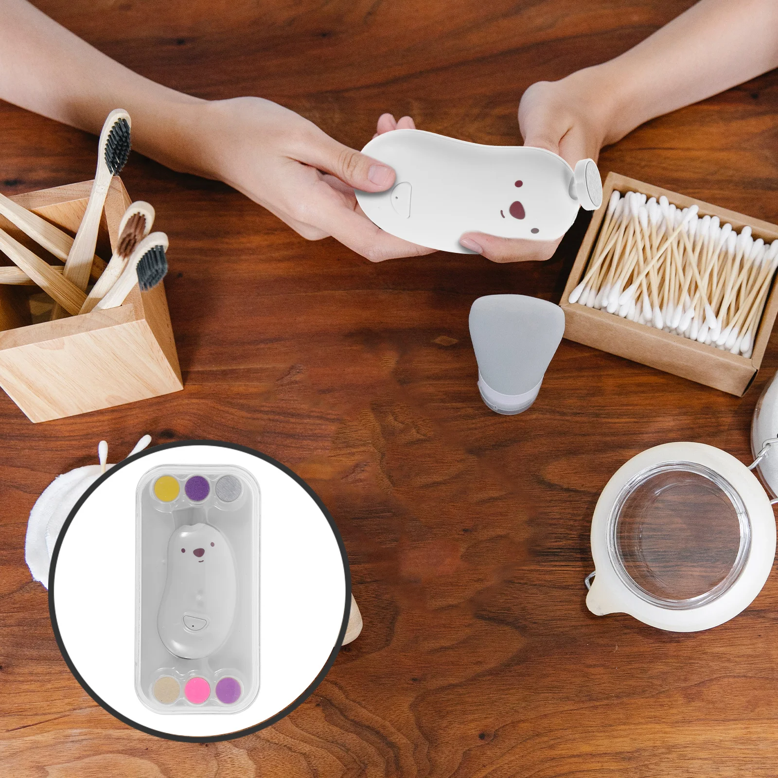 

1Set Electric Nail Trimmer Nail File Safe Grinding Heads Manicure Kit for Fingernail Polishing