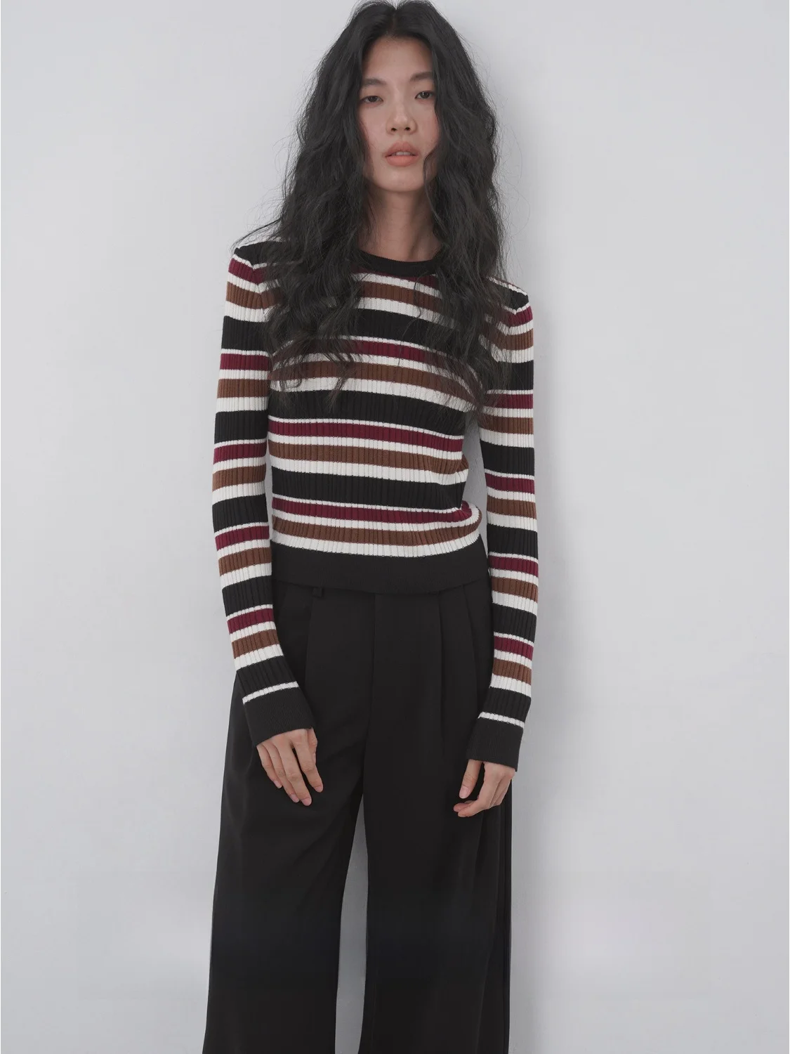 

EIGHTHMONTH Women's Slim Fit Striped Knitwear Hoodie Casual Sle Long Sve Base irt Autumn New Arrival Inner Wear