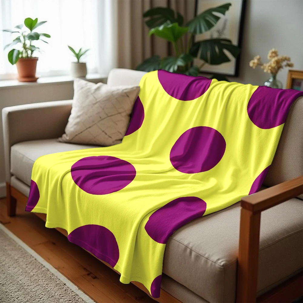 Bright Magenta Dot Soft Flannel Blanket Breathable Warm Throw for Office Car Sofa Kids Room Birthday Xmas Gift