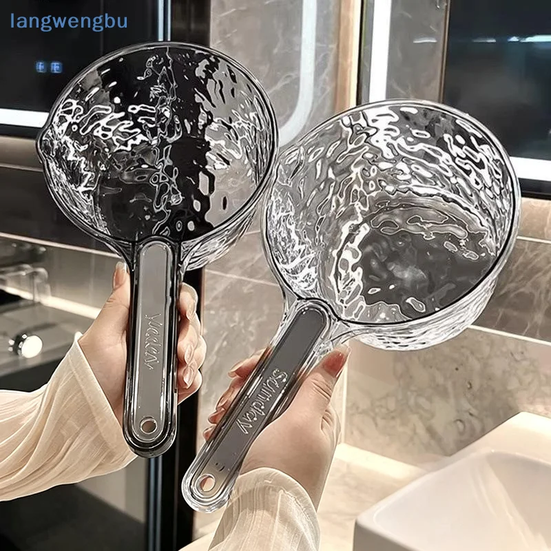 Новый пластиковый ковш для воды из утолщенного полипропилена, небьющийся, с длинной ручкой, большой вместимости, прозрачный, для кухни, ванной комнаты и домашнего использования.