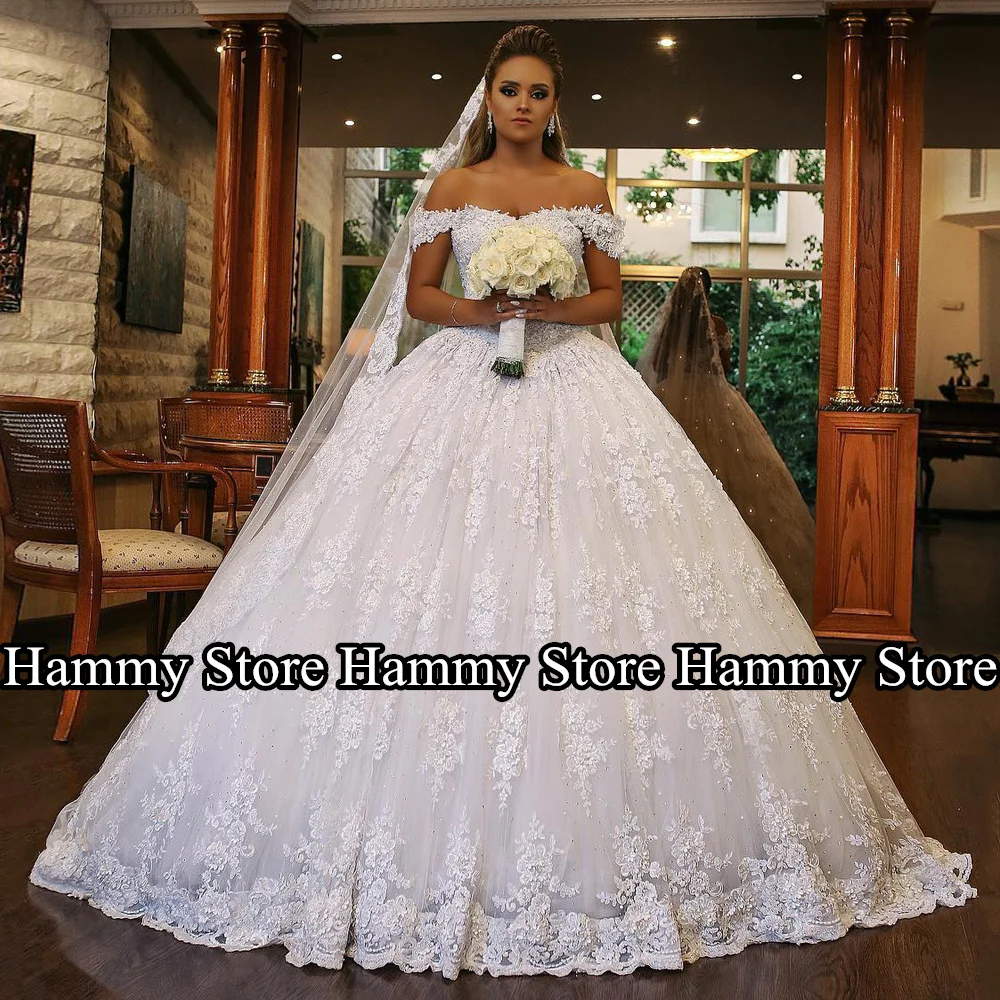 

Ball Gown Wedding Dress Luxury Off Shoulder Sweetheart Beading Applique Lace Court Train Arabic Bridal Dresses Robe De Mariage