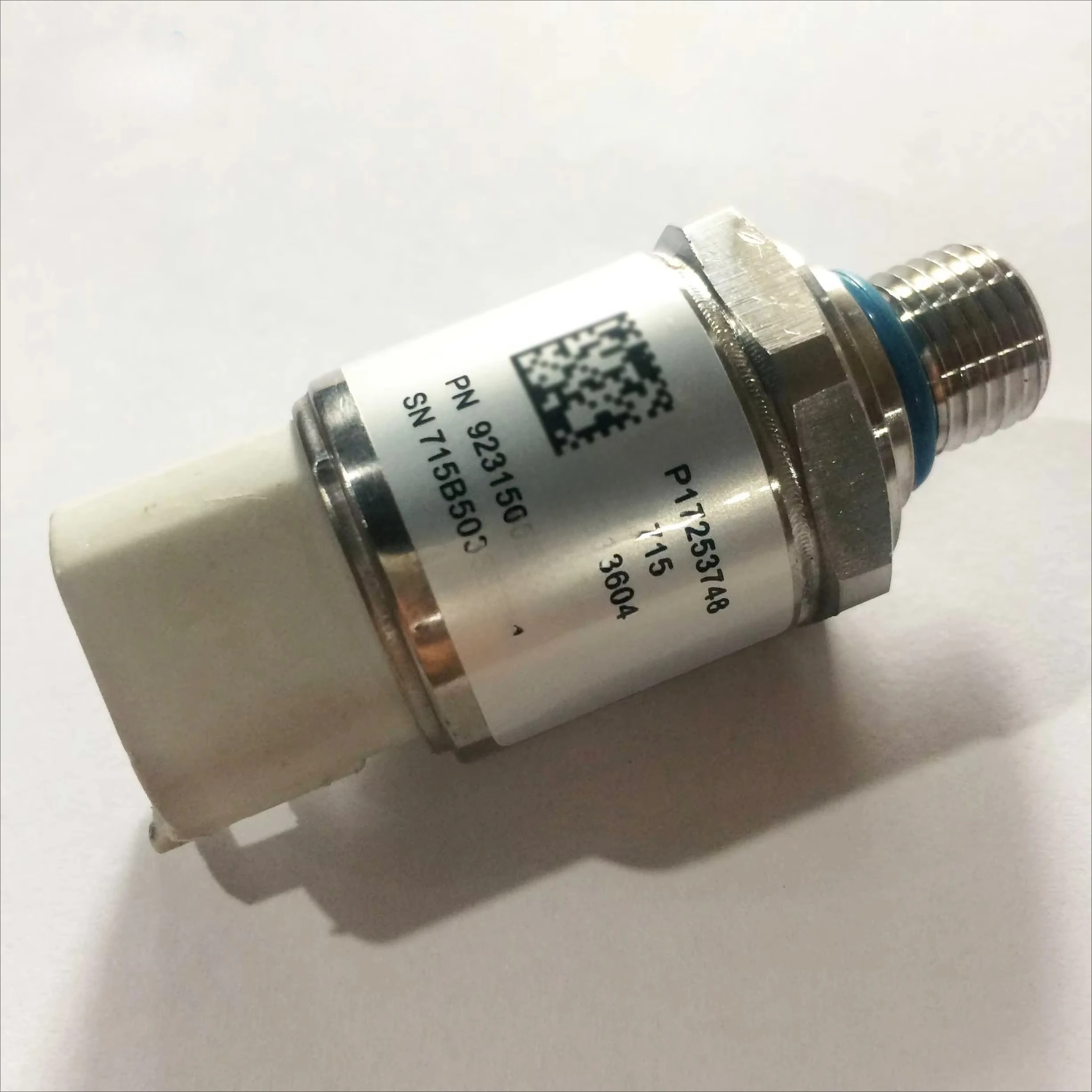 Construction Machinery Parts Pressure Sensor Switch 17253748 VOE17253748 for Vol*vo EC160D EC300D EC220D EC250D Engine