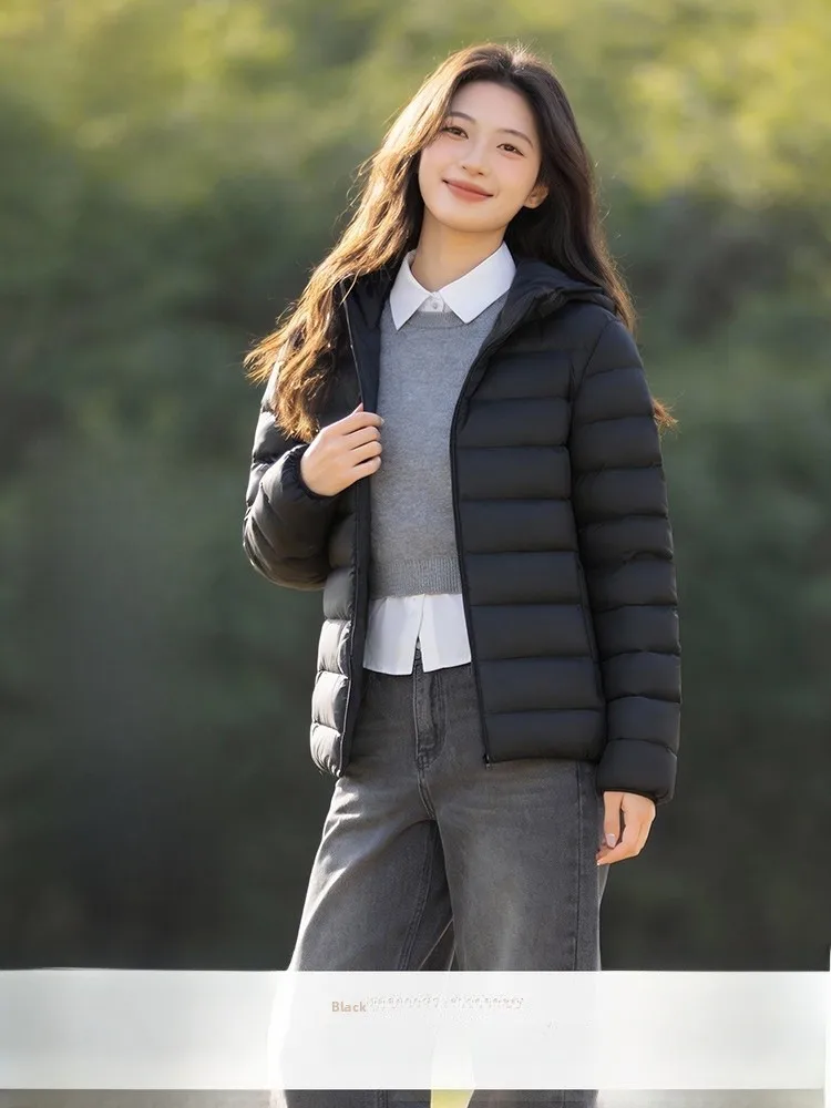Lightweight Short Women's down Jacket SNOW FLYING 2026 Spring Autumn Casual Fashion Warm Commute Style Nylon Fabric Duck down