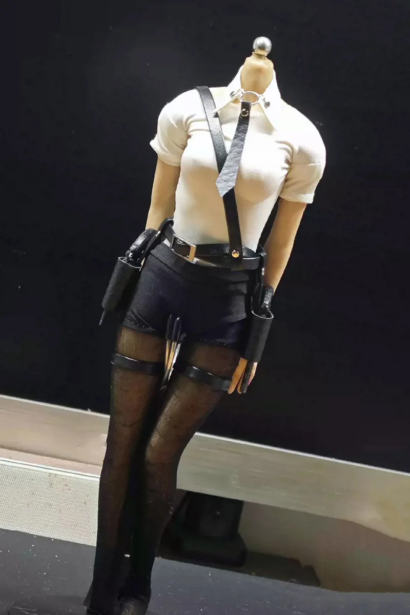 1/6 Female Soldier Cool Clothes Set Tight White T-shirt Black Shorts Leather Tie Belt with 2 Revolver for 12