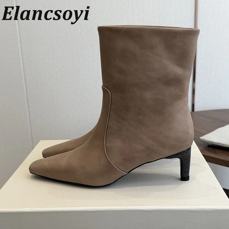 2026 New Autumn/Winter Women's Solid Color Low Heel Suede Short Boots Multi functional Office Commuter Simple Short Boots