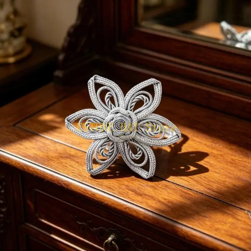 49MF Elegant Sewing Fasteners Flower Closures Knot Buttons Silver Thread Clasp 2PCS