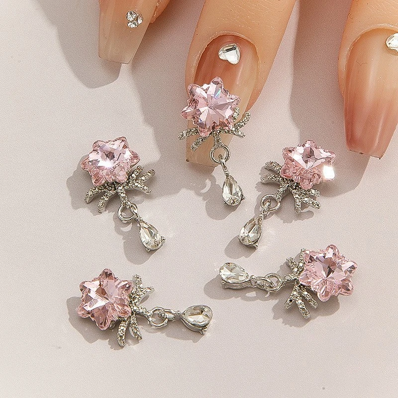 Glittering Christmas Snowflake Nail Charms - 5Pcs Alloy Diamond Pendants for DIY Nail Art Decorations