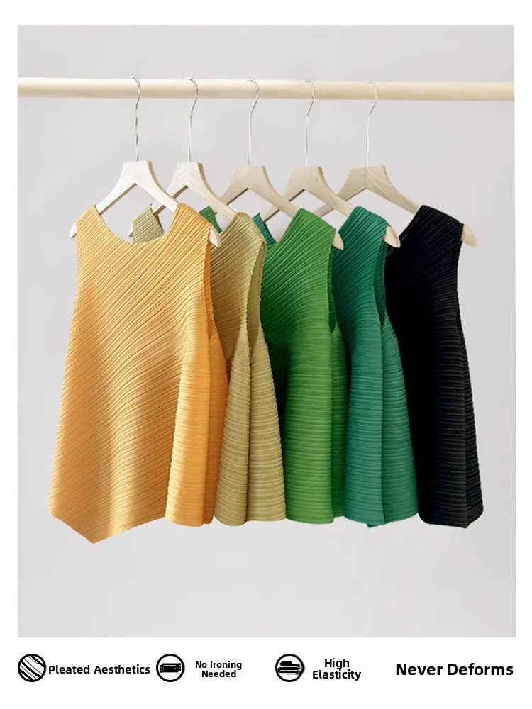 Casual Style Women's Sleeveless T-shirt Autumn New Arrival Irregular round Neck Pure Color Vest Wrinkle Top by Sanza Art Crea...