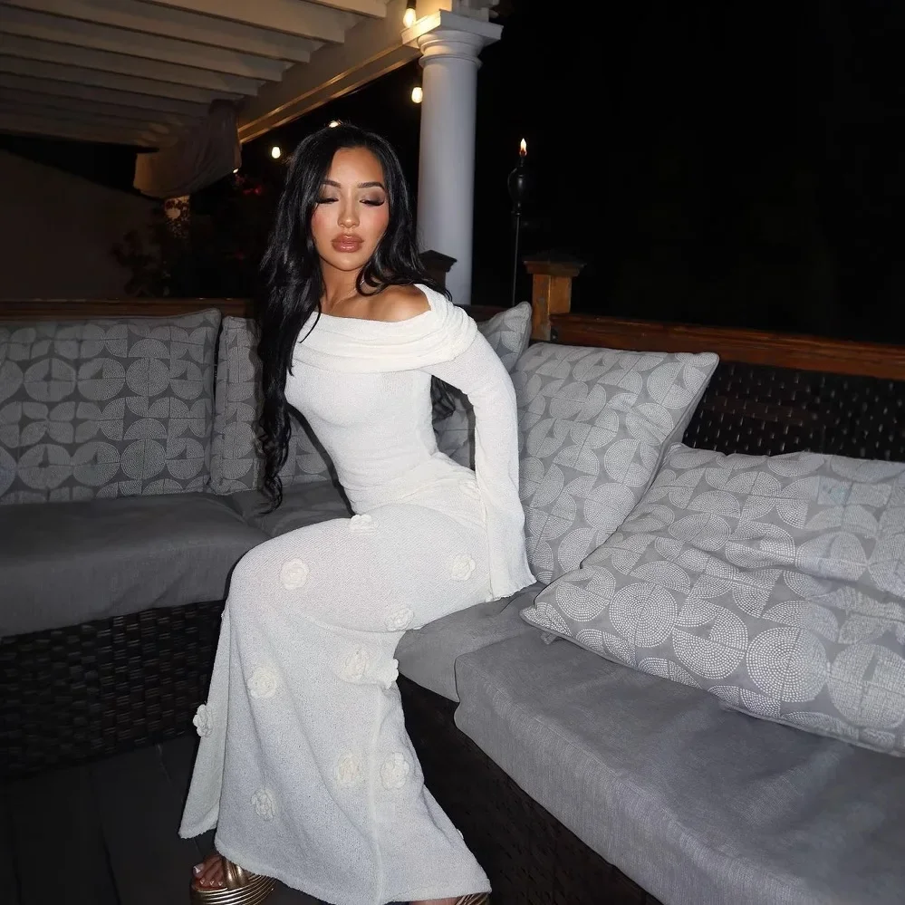 Elegancka sukienka maxi z odkrytymi ramionami, kwiatami 3D, dla kobiet, z długim rękawem, w jednolitym kolorze, dopasowana, na imprezę, do klubu, na wieczór, na studniówkę.