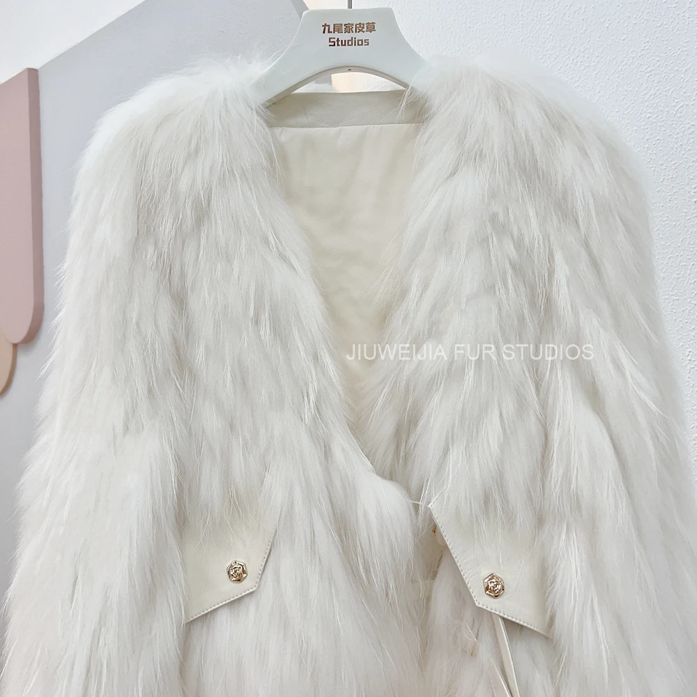 2026 Winter New Fur Strip Sewed Together Short Style Thin Raccoon Fur Fox Fur Coat Young Women's Coat