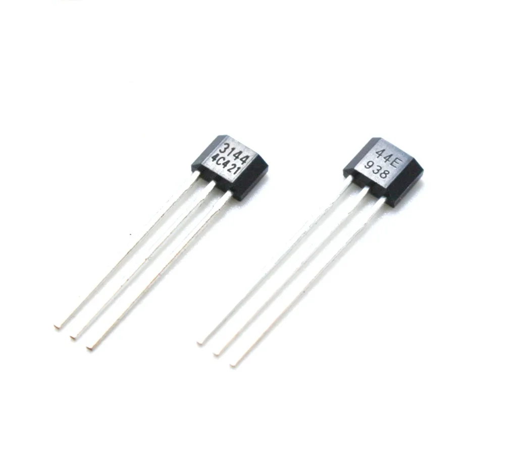 100PCS/lot Large chip high-sensitivity 44E Hall sensor 402 switch A1344EUA-T high-temperature component AH3144E