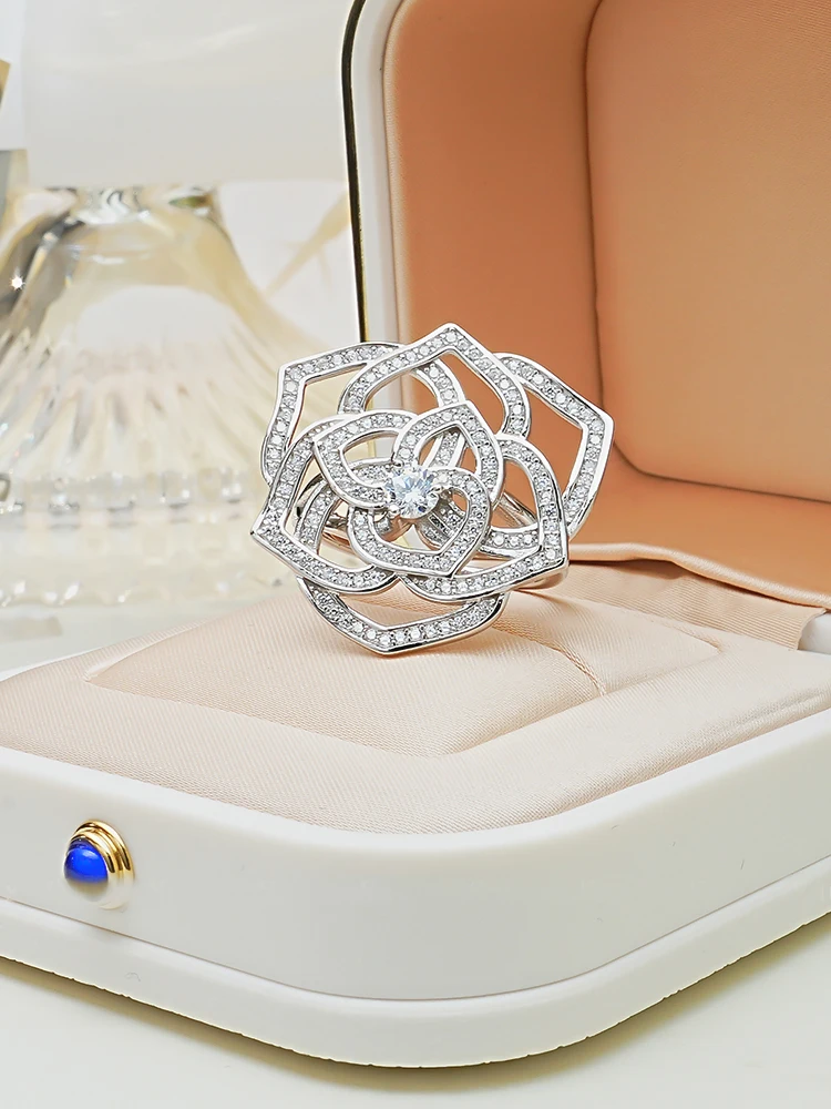 

Fashionable Jewelry S925 Pure Silver Camellia Ring Women's Rose Ring Elegant and Elegant Style, Stylish and Elegant