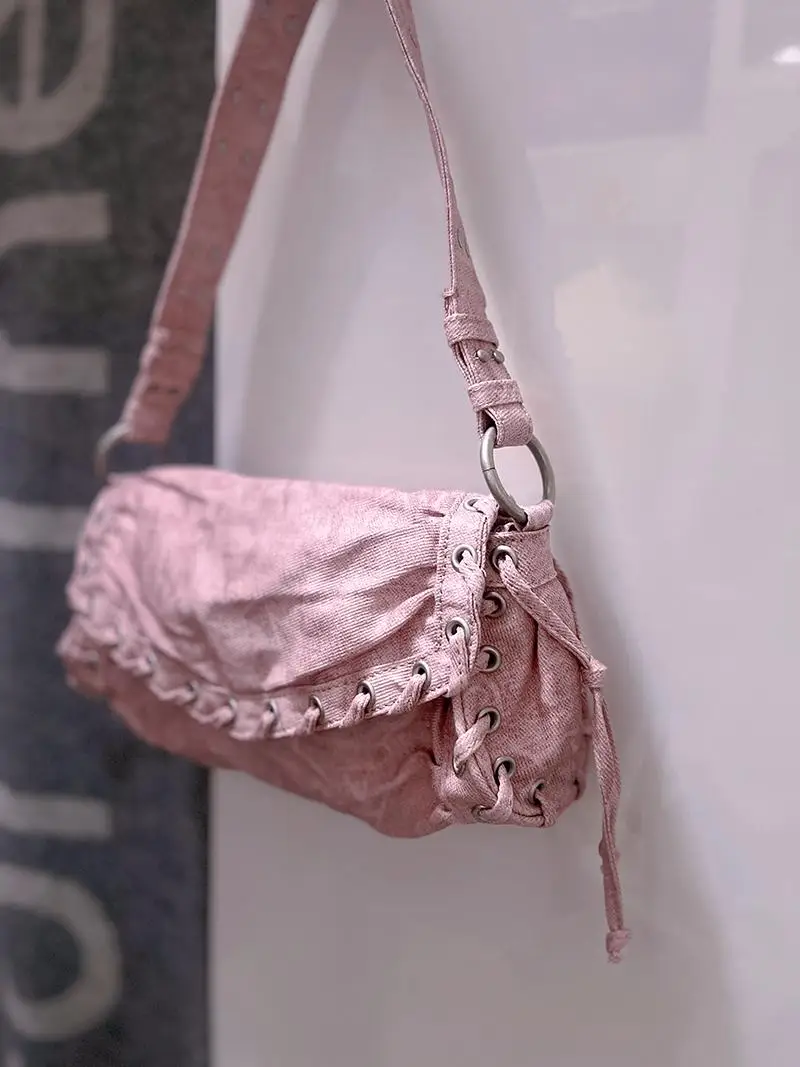 

Faionable Roer Rivet Decorated Motorcycle Sle Underarm Crossbody Bag Single oulder Bag Casual Horizontal Square Bag