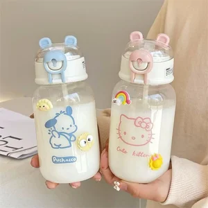 Sanrio Anime Transparan Cangkir Jerami Hello Kitty Pochacco 500ML Cangkir Air Plastik Kartun Minum Jerami Pegangan Portabel Siswa 10 botol air glitter penjualan terbaik - №