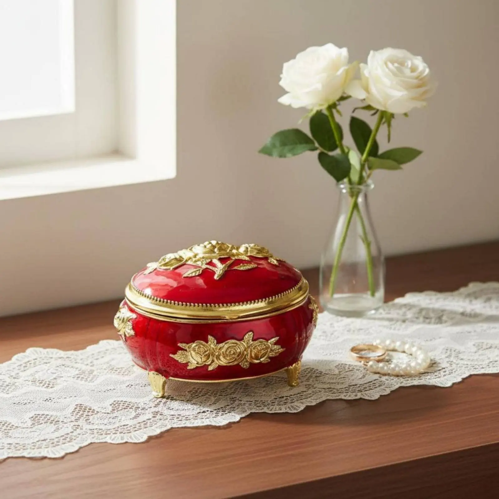 

Vintage Metal Jewelry Box Giftable Round Metal Jewelry Box for Dressing Table, Vanity
