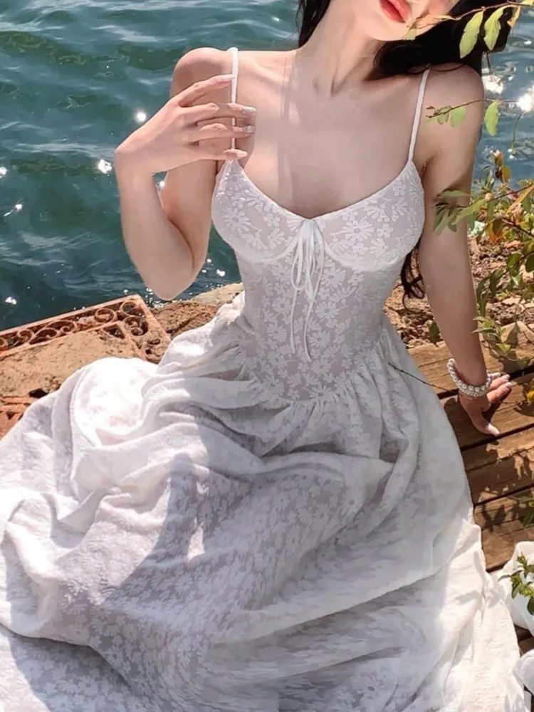 Długie sukienki bez ramiączek w stylu francuskim Kwiatowe stroje plażowe dla kobiet Spaghetti Strap Koronkowa wysoka talia Elegancka suknia wieczorowa