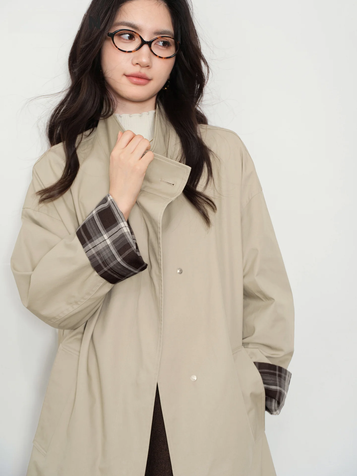 

Женское стеганое пальто i Color: новая осенняя коллекция, элегантная верхняя одежда малого размера