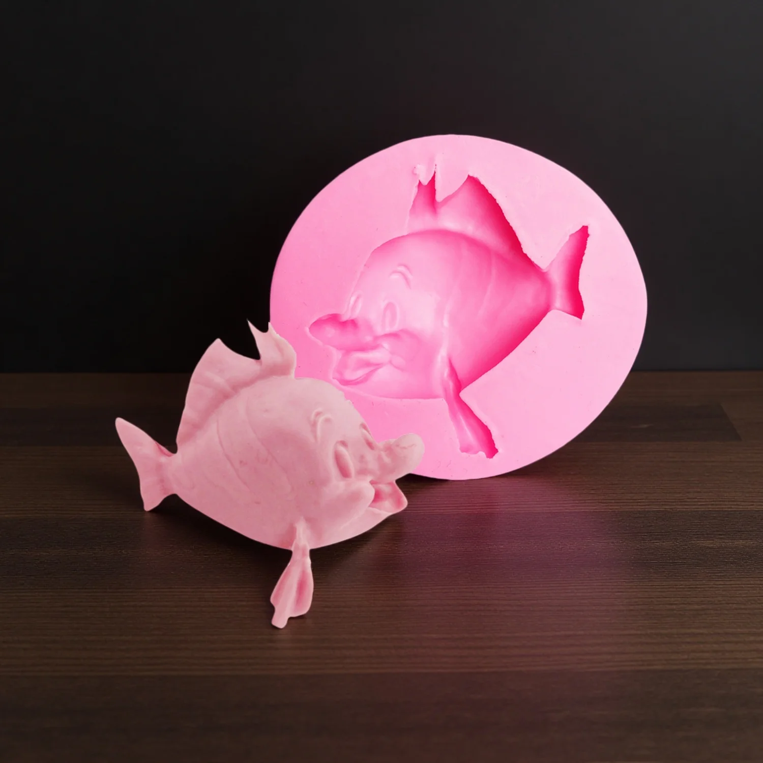 Fondant Chocolate Sugarcraft Clay Silicone Goldfish Molds Gypsum Soap Scented Candle