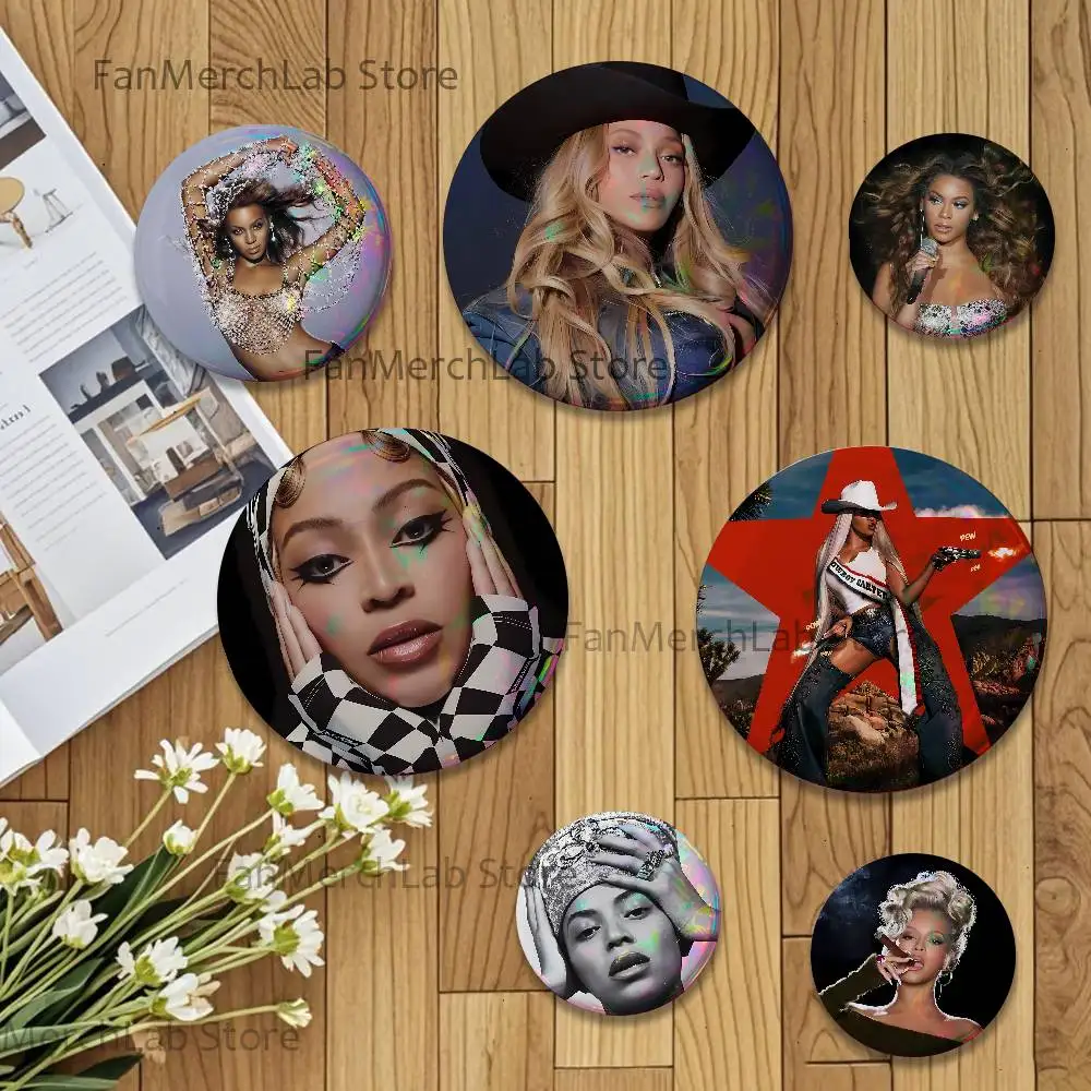 Значки-b-beyonce-cowboy-carter-круглые-креативные-значки-броши-для-украшения-сумок-подарки-для-фанатов-и-друзей