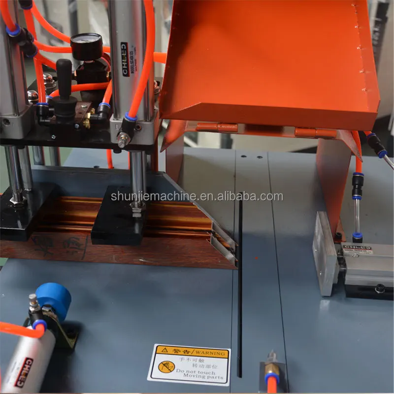 Tagliatrice di alluminio da 45 gradi all'ingrosso Tagliatrice ad angolo di 45 gradi