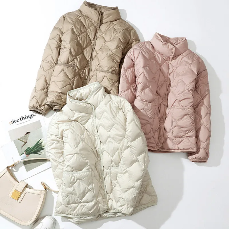 

2023 Autumn Winter Warm Light White Duck Down Jacket Parkas Women Diamond Lattice Oversize Coat Lady Short Stand Collar Outwears