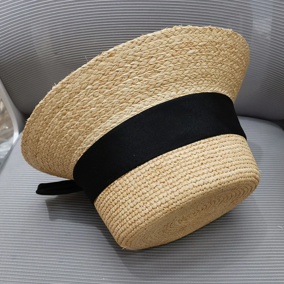 New Handwoven Raffia Black Ribbon Decorative Bucket Hat Ladies Summer Beach Hat Sun Hat Straw Hats For Women Fashion Luxury Hats