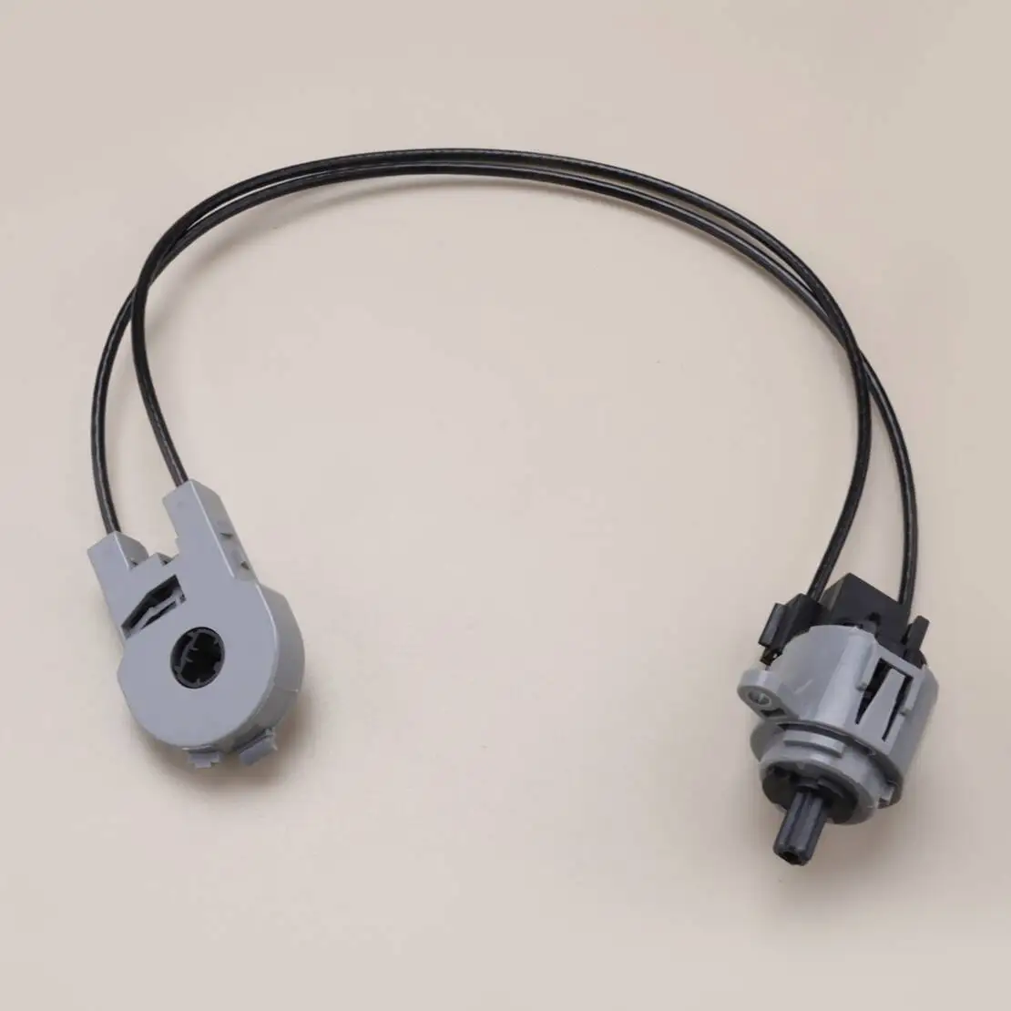 

2M5Z19B888BA Переключатель режима управления обогревателем кондиционера с кабелем, подходящий для Ford Transit Connect Focus