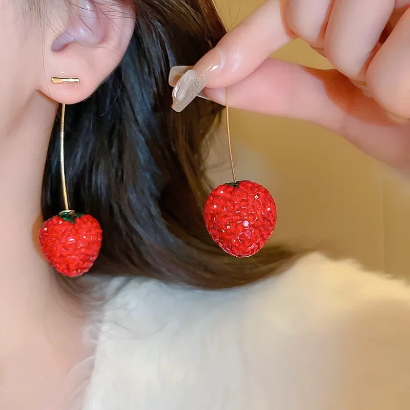 Fashion Sweet Red Resin Strawberry Cherry Drop Earrings For Women Cute Lovely Acrylic Fruit Earrings Jewelry Accessories