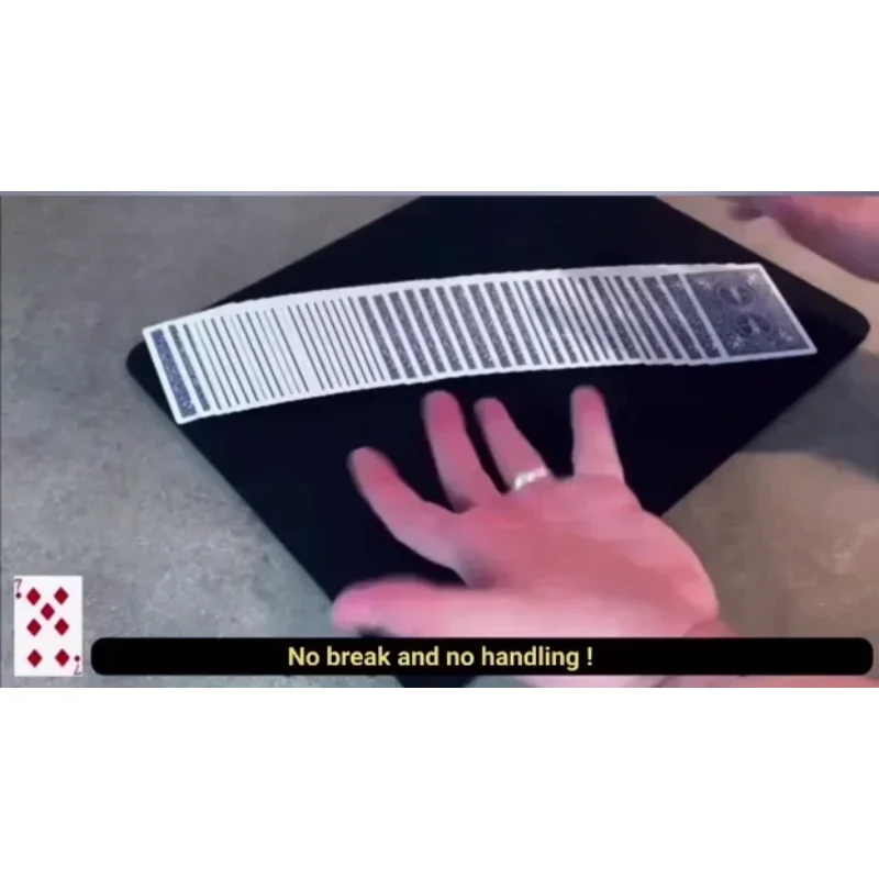 عن قرب خدعة سحرية تعمل باللمس بطاقة سطح السفينة ماجيا ماجي بواسطة ميكايل شاتيلين الوهم للتحايل مضحك الدعامة ملحق للسحرة