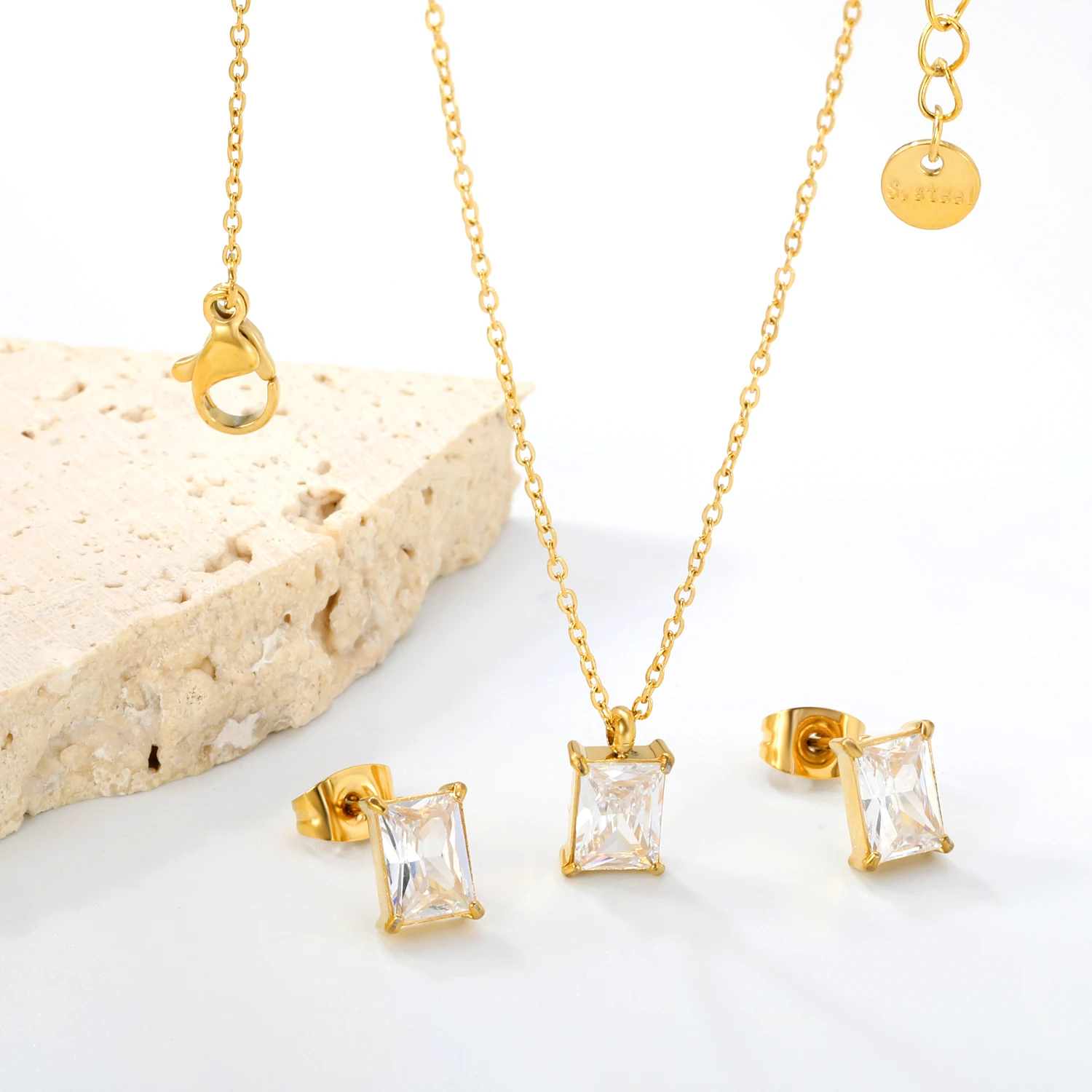 Women's Silver Color Cubic Zirconia Pendants Earring Jewelry Set
