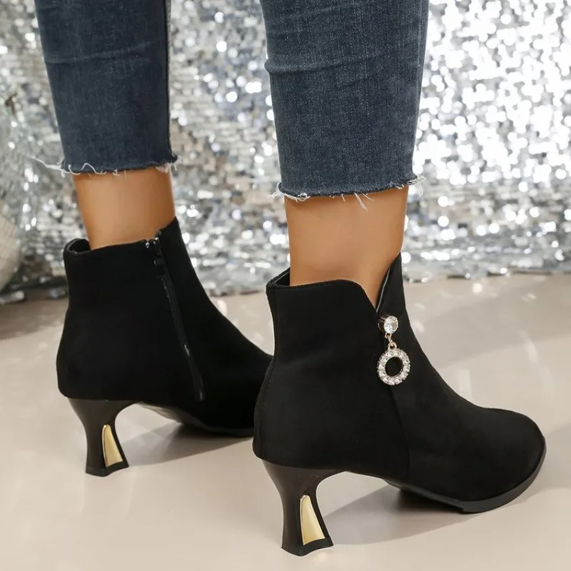Schwarze Spitze Stiefeletten Herbst Winter Warme Stiefeletten mit Absatz für Damen Trend 2026 Bequeme und Elegante Kurze Damenschuhe – Detail 6