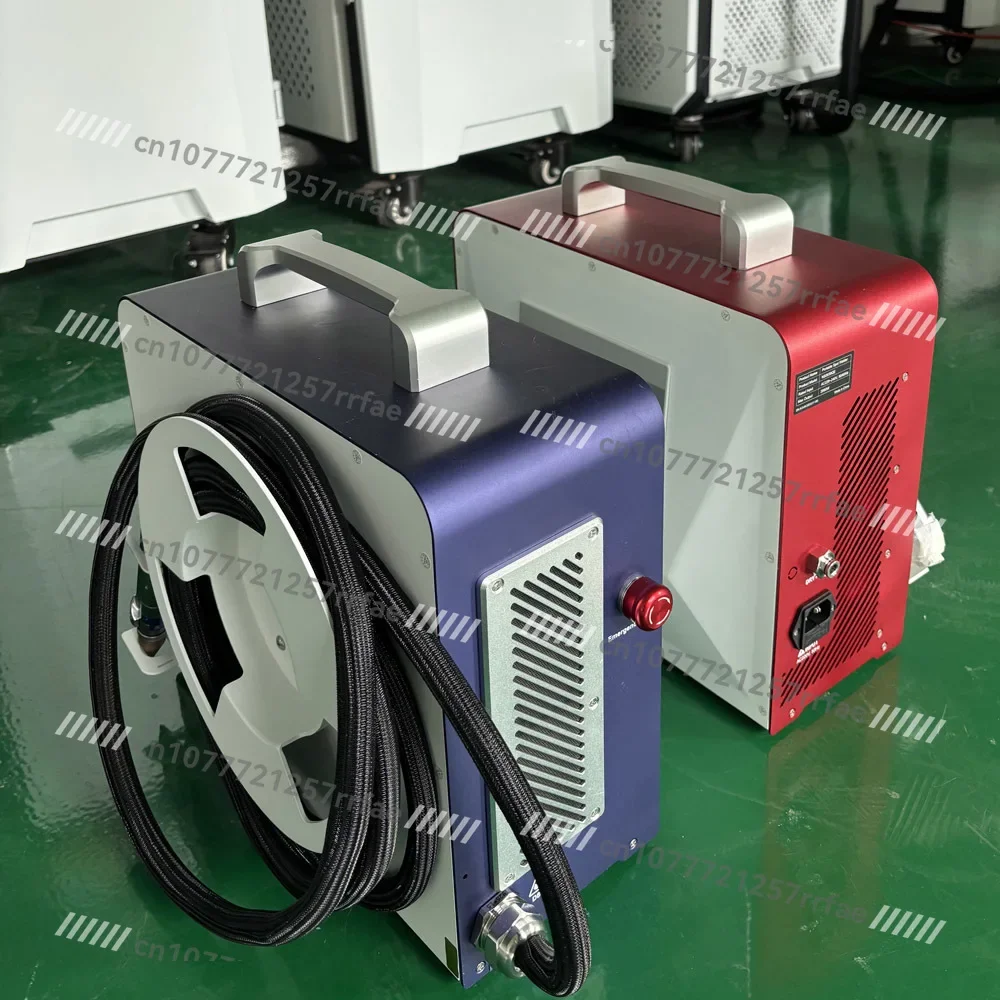10kg Mini 600W QCW Laser Welder Briefcase Size Portable Spot Welder Peak Power 600W Average Power 300W