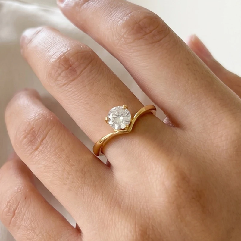 Trendy Chevron Solitaire Ring for Women, 18K Gold Plated Stainless Steel Curved V Band, Sparkly Waterproof Tarnish Free