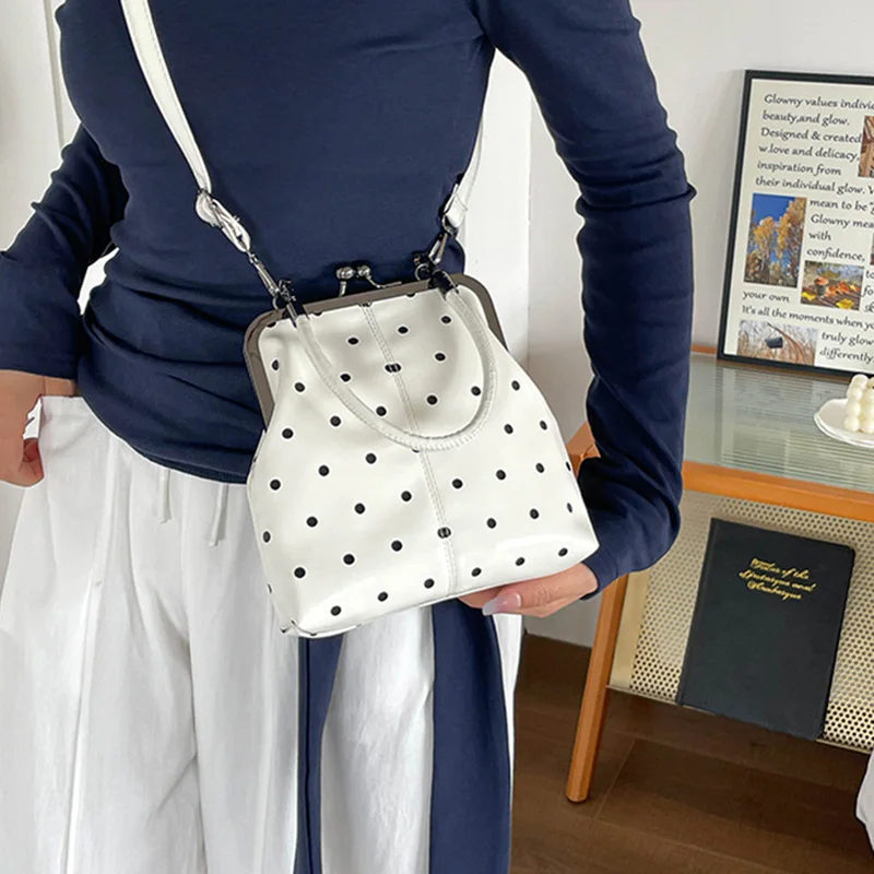 Fashionable Women Evening Wear Handbag Clip Polka Dot Simple Shell Bag Retro Women Handbag Crossbody Bag