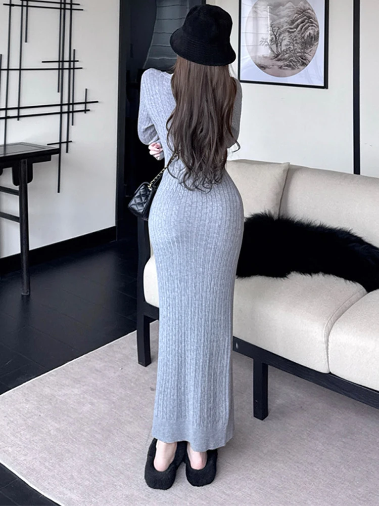 Abito da donna a sirena aderente in maglia a maniche lunghe a righe verticali grigie con scollo a V e strato interno in vita Cappotto invernale nero con gonna