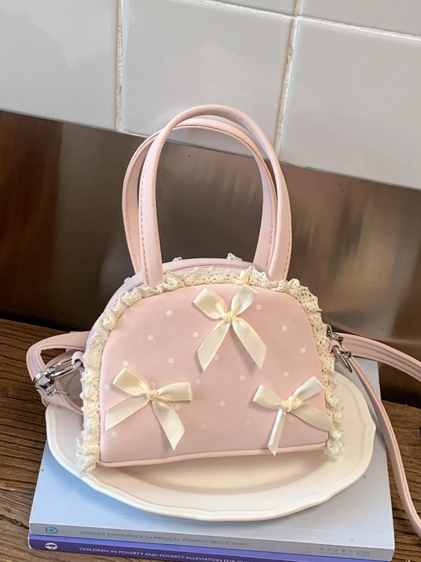 

Ballet Style Handbag Women's Small Square Bag 2026 New Texture Bow Mini Shoulder Bag Exquisite Fashion High-End Crossbody Bag