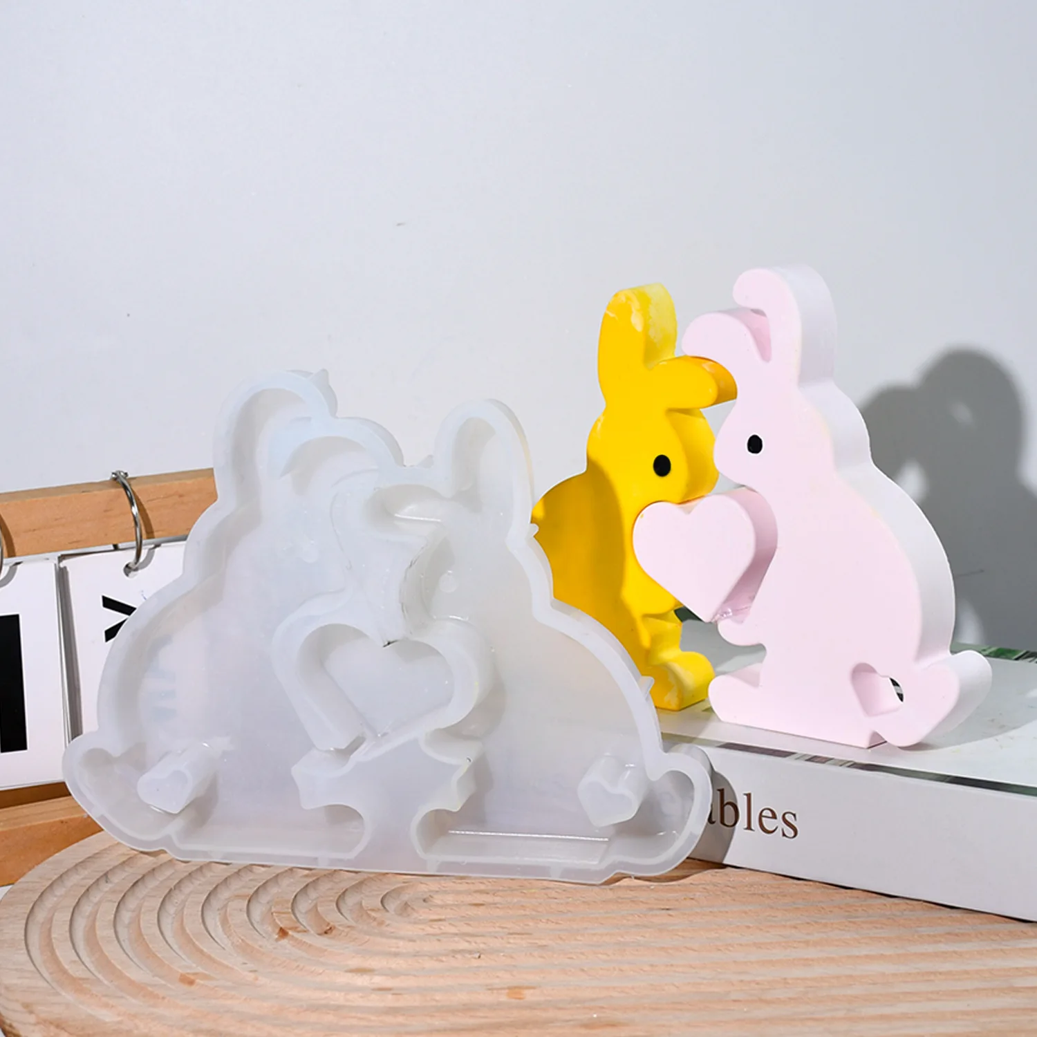 Candle holder mold, double rabbit holding heart-shaped candle holder. Romantic table decoration. DIY shaping mold.