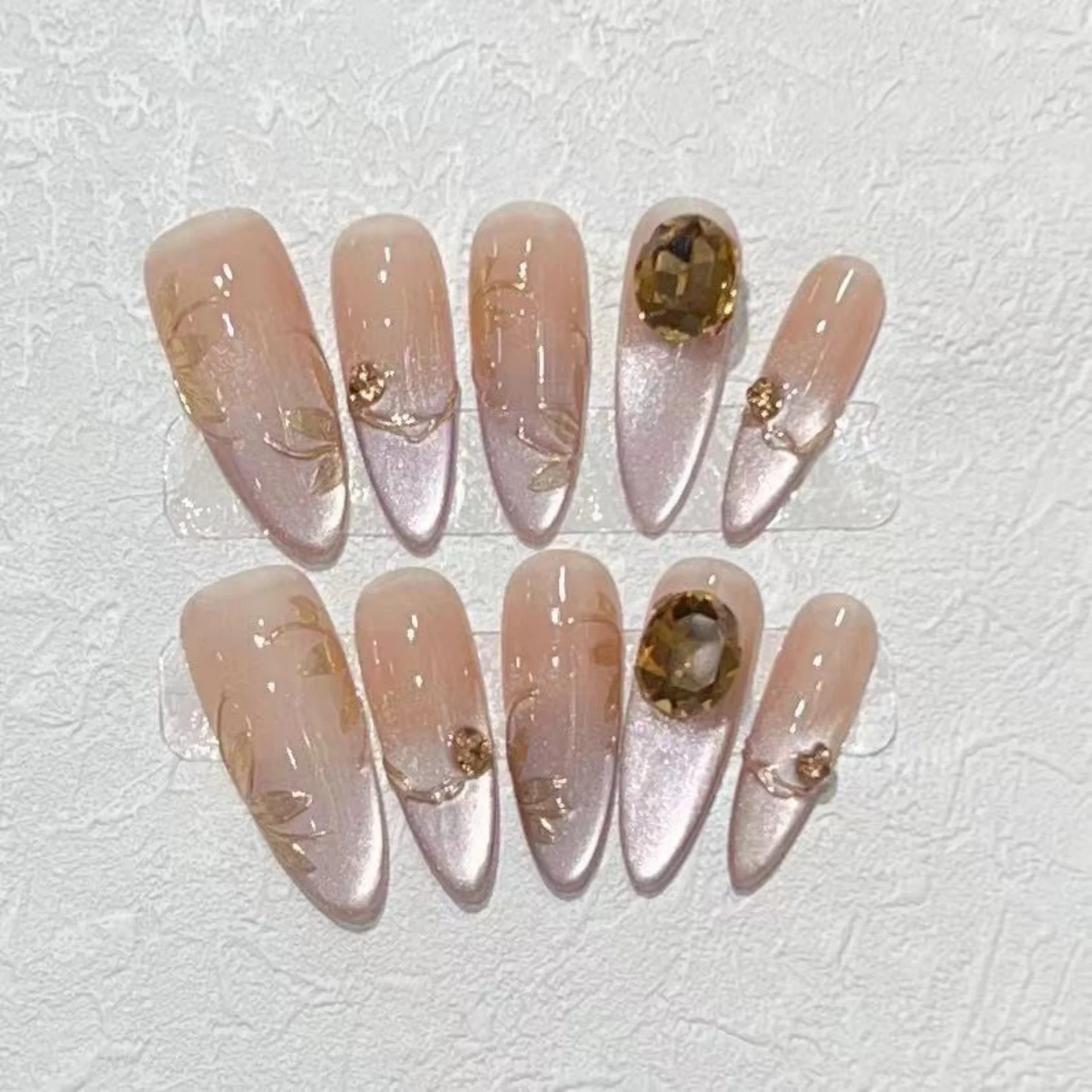 

10pcs Cat's Eye French Handmade Fake Nail Art Simple Flower Diamond Design Long Almond False Nails Tips Reusable Press on Nails