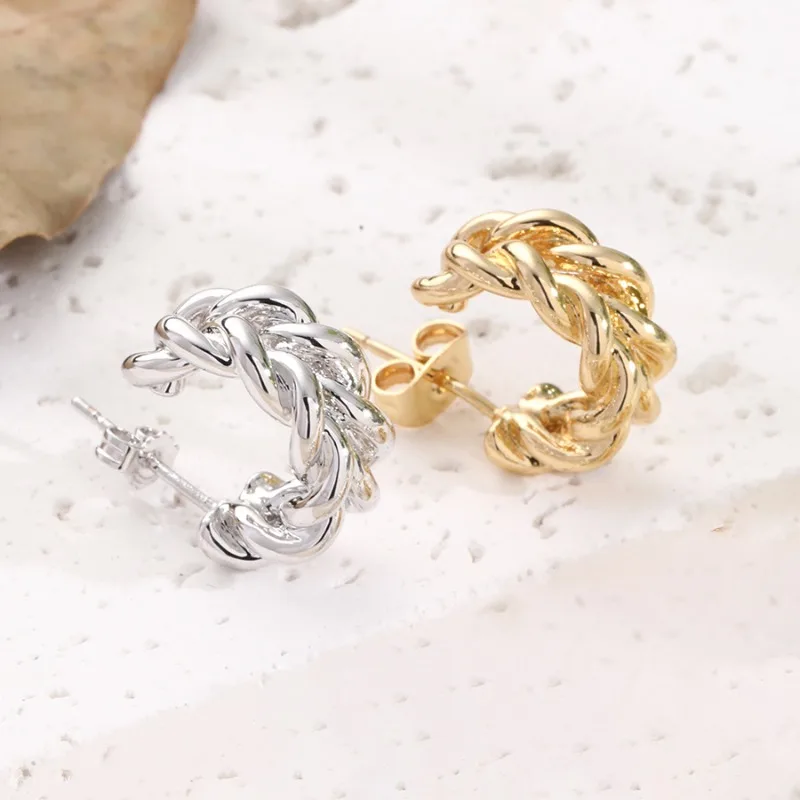 

Huajie Exquisite Twists Pattern Gold Color Shape Hoop Stud Earrings for Women High End Banquet Fashion Ear Jewelry